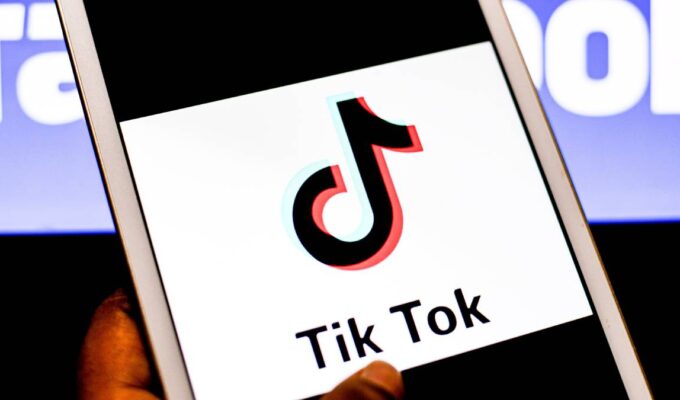 TikTok ha sido acusada de recoger datos de forma “agresiva”