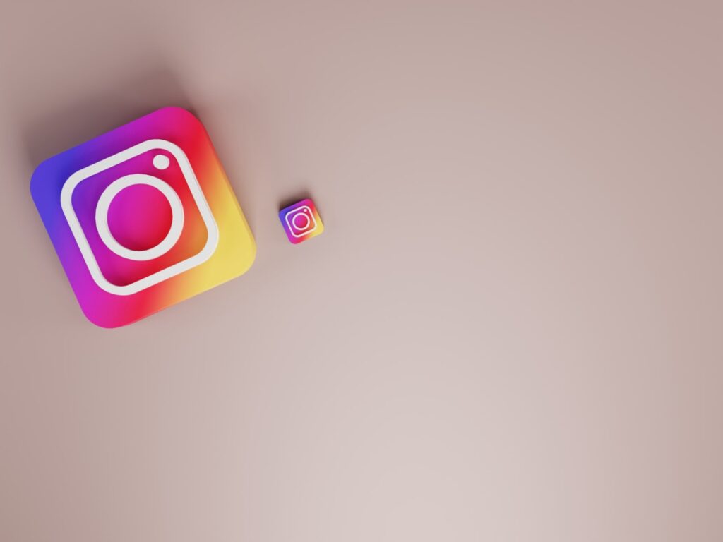 Instagram estara probando la funcion de reenvio e1663246549783