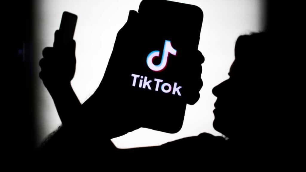 TikTok busca prohibir que se recauden fondos politicos