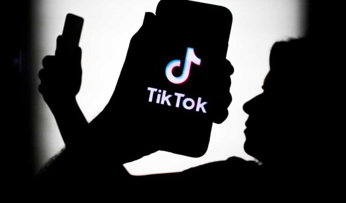TikTok busca prohibir que se recauden fondos políticos
