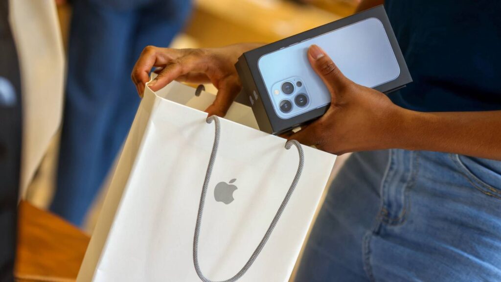 USB C recibe un impulso con la prohibicion de ventas de iPhone en Brasil