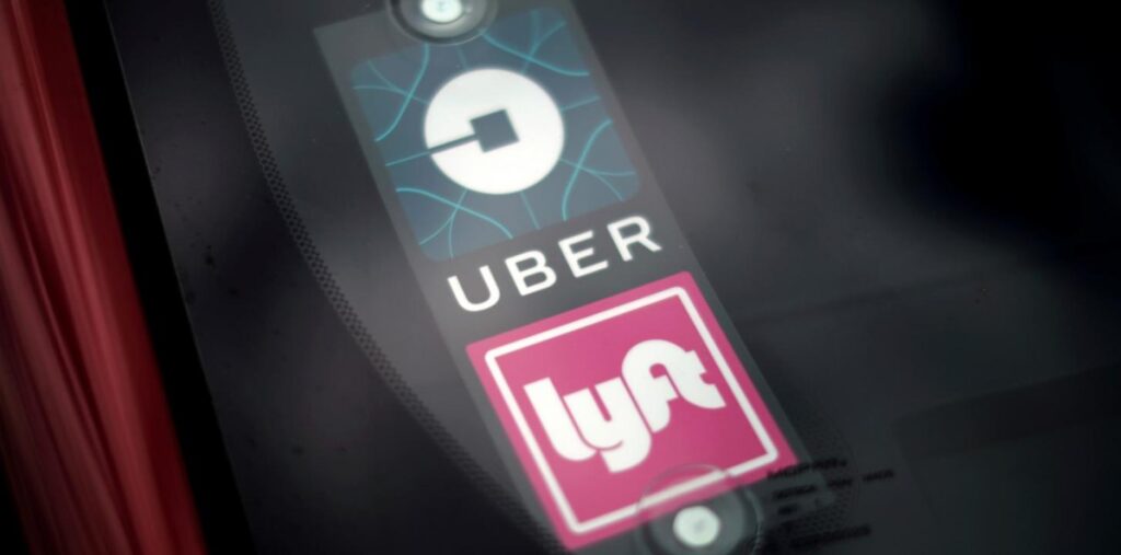 Biden presento propuesta que hundio las acciones de Uber y Lyft