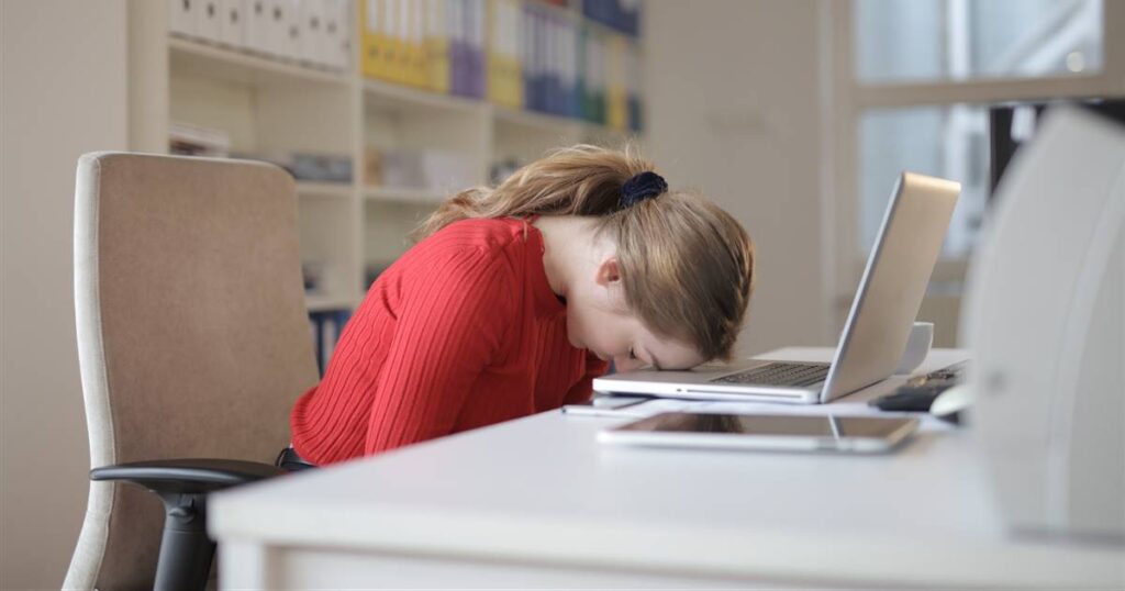 El sobreempleo y su idea de cura para el agotamiento