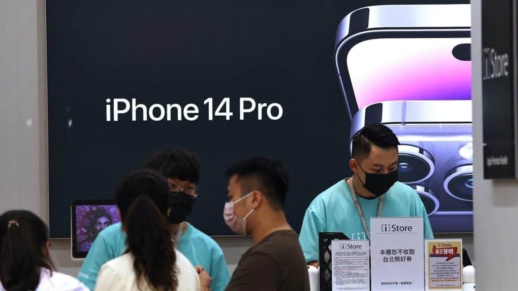 Apple informo de retrasos en los envios por restricciones de Covid