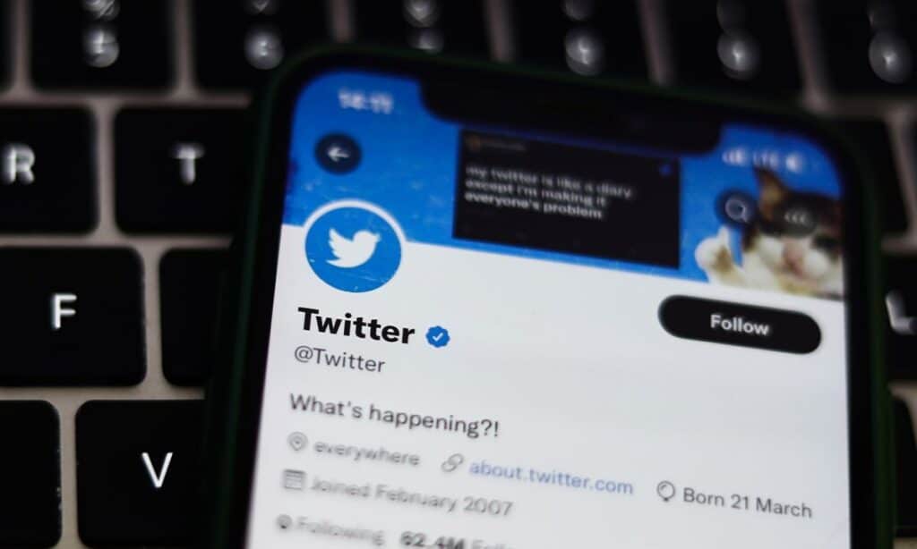 Elon Musk culpa al web scraping de las empresas de AI por los limites a tweets