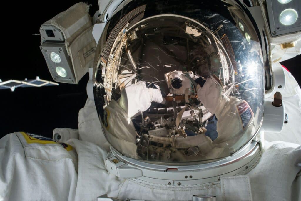 Descubrimiento de la NASA: una bacteria resistente y protección solar mejorada